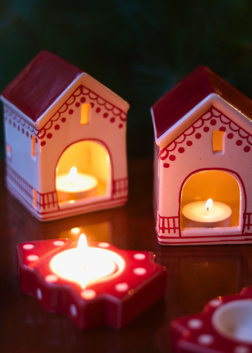 Christmas Hut & Christmas Tree tea light Holders with premium quality material