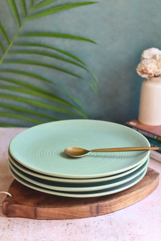 Set of 4 - Sage Green Dinner Plate made by ceramic