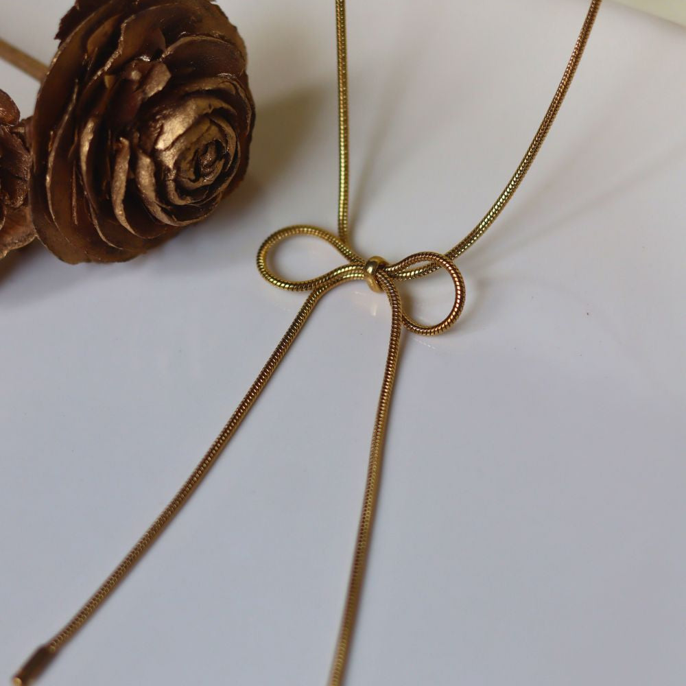 hypoallergic Bow Necklace