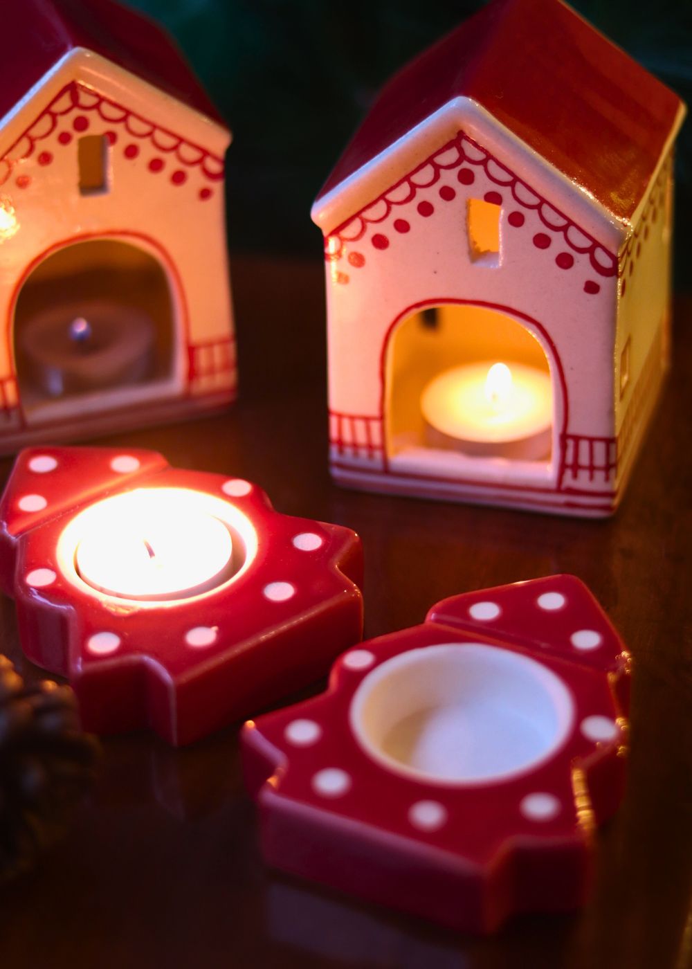 Handmade Christmas Hut & Christmas Tree tea light Holders 