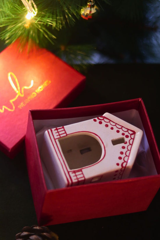 handmade Christmas Hut Tea light Holder in a Gift Box h