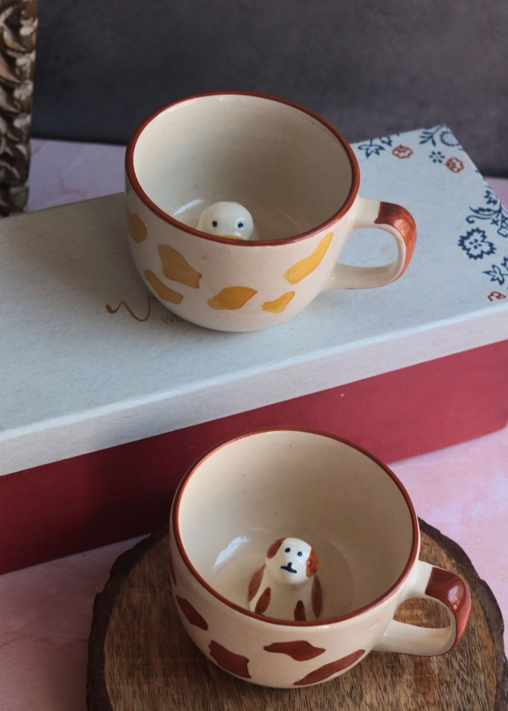 Dog & Duck mug in a Gift Box made by ceramic