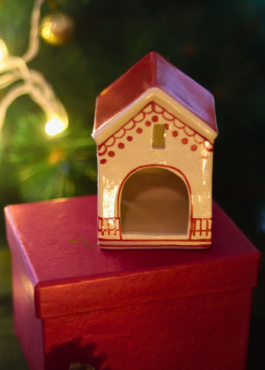 Christmas Hut Tea light Holder in a Gift Box made by ceramic