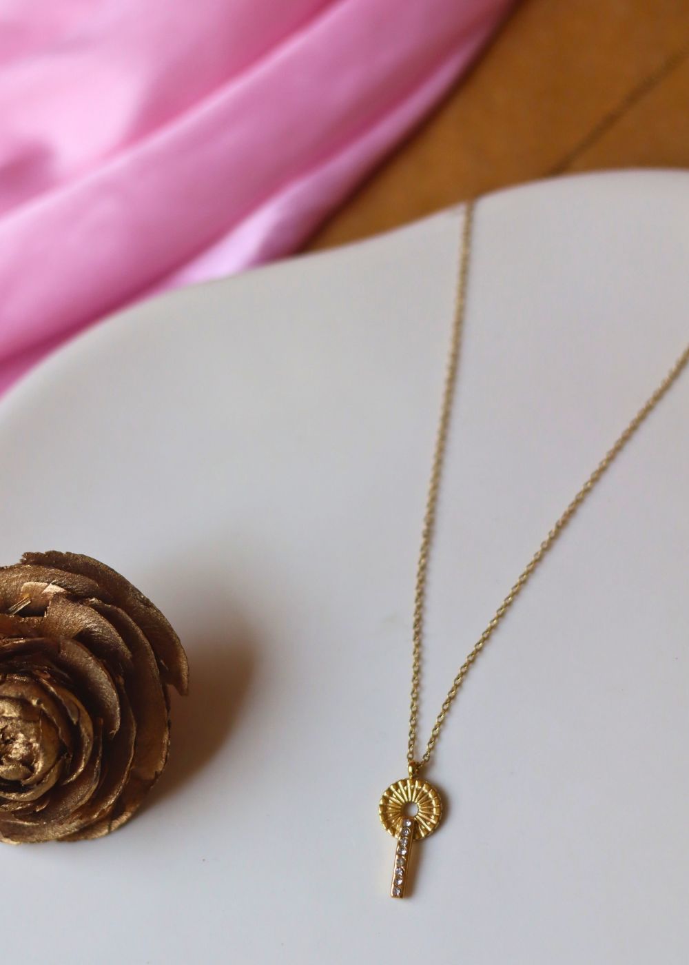 Minimal Chic Necklace handmade with premium quality material