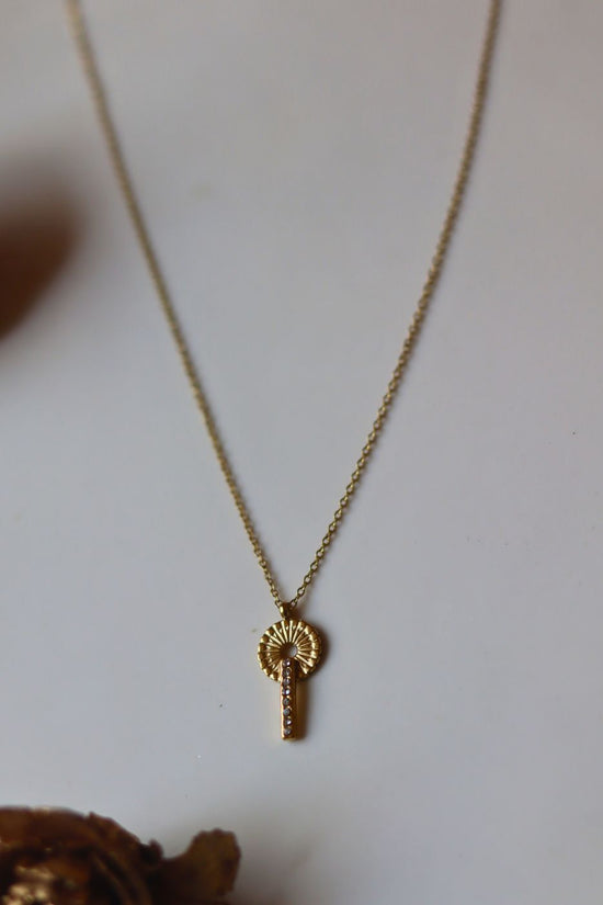 Minimal Chic Necklace handmade in india