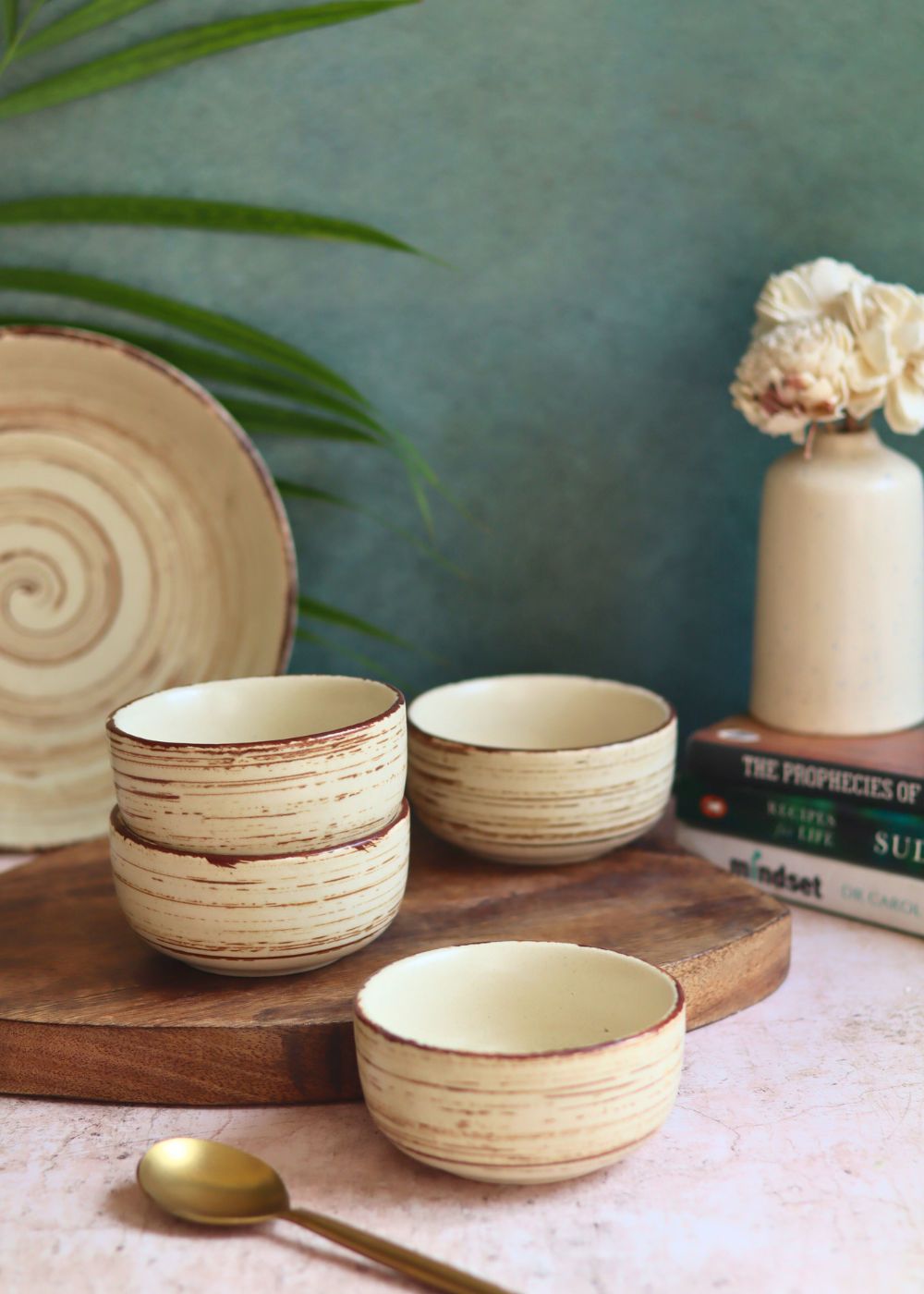 Set of 4 - Brown & White Katori with premium quality material