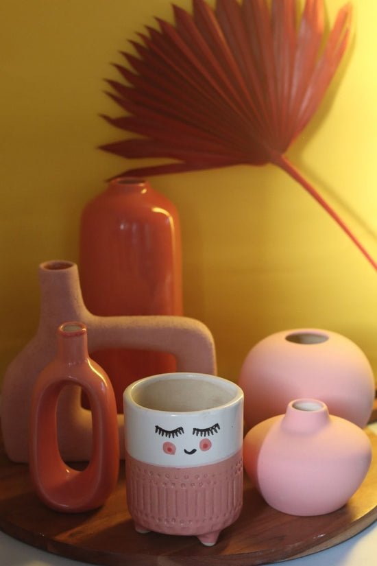 Set of 6 Pretty Pink Combo (for the price of 5) premium quality vases