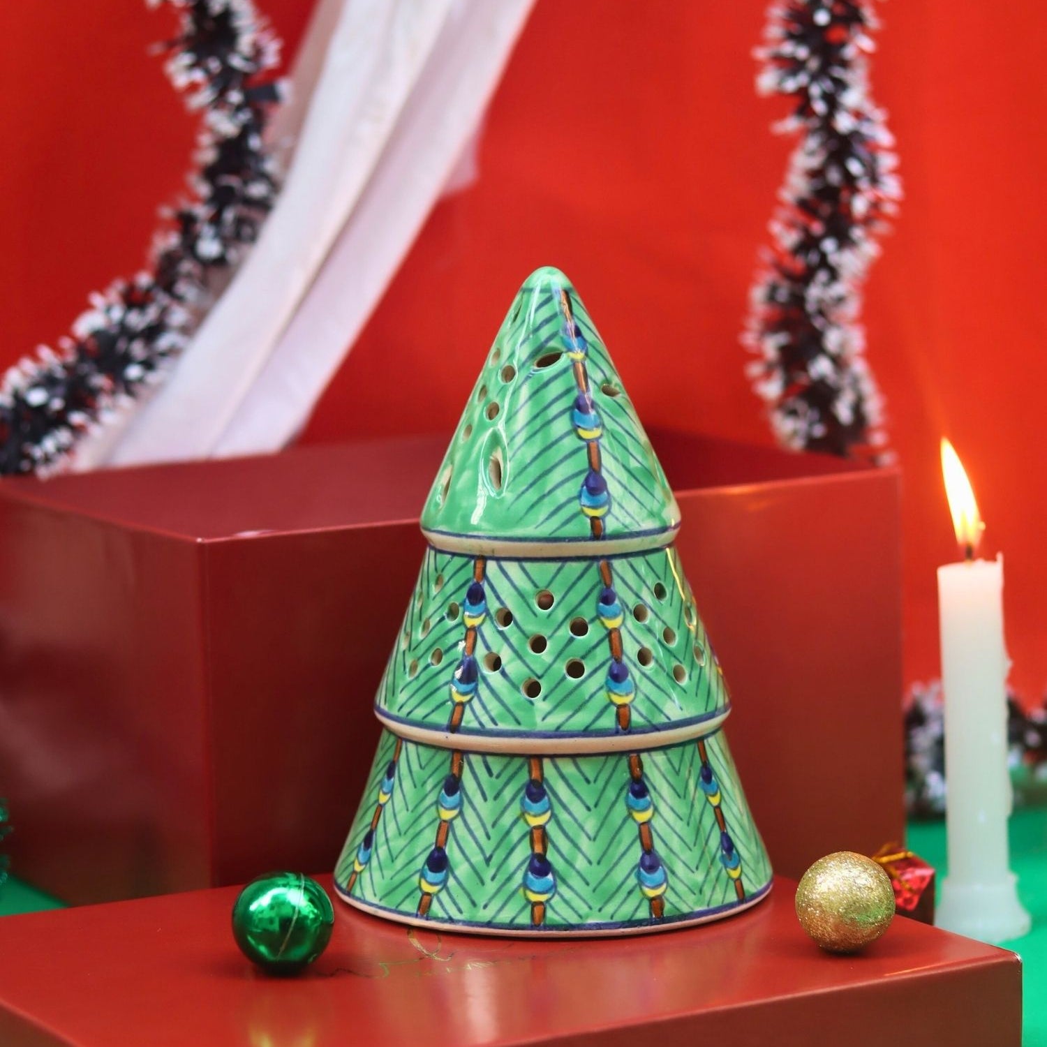 Lead free Christmas tree tea light Diffuser in a Gift Box