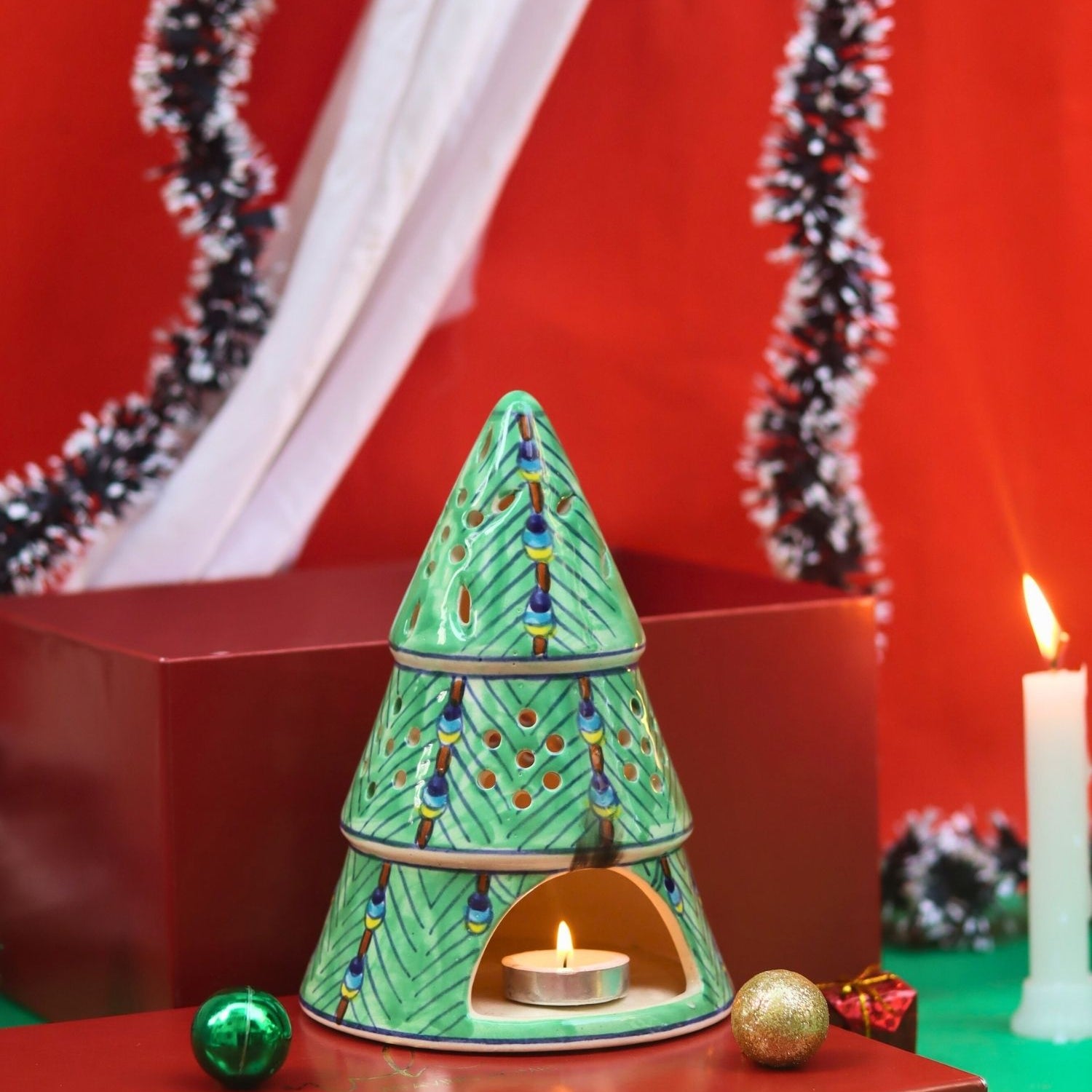 Christmas tree tea light Diffuser in a Gift Box made by ceramic