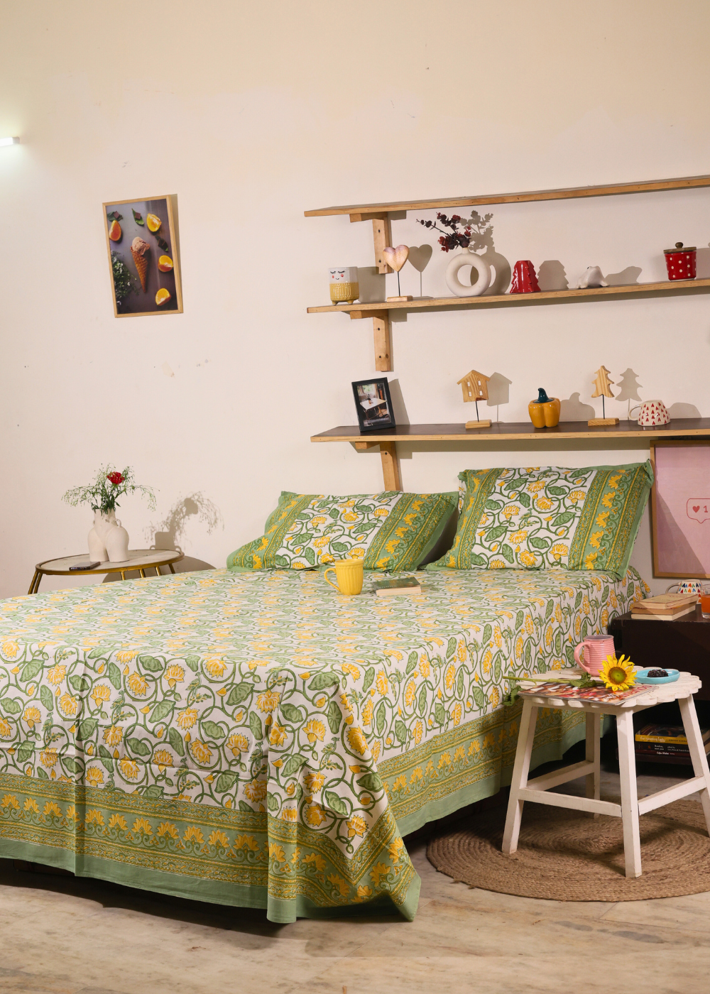 Green & yellow bedsheet