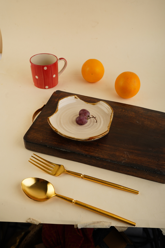 Handmade ceramic dessert plate 