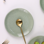 Dining plate sage green 