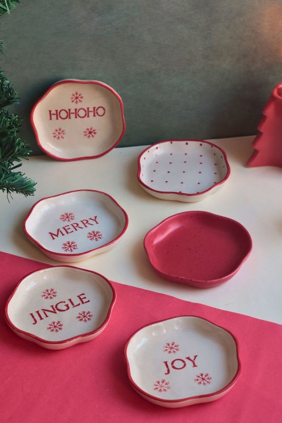 Handmade Set of 6 Treat Dessert Plate (for the price of 5)