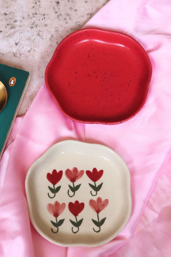 Red & Pastel Tulip Handmade Dessert Plate made by ceramic