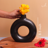 Small Donut Vase - Black