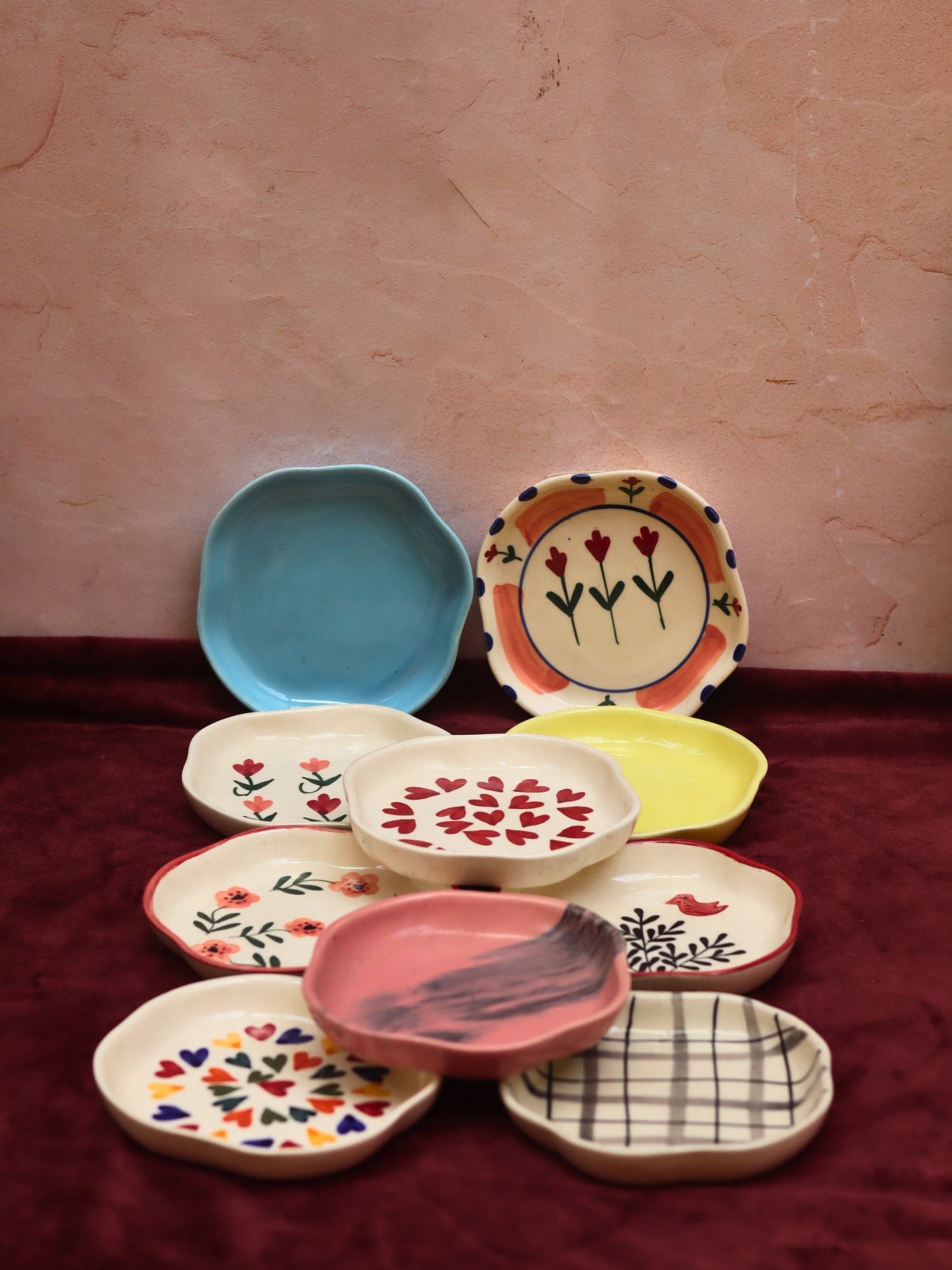 Set of 10 Hotselling Dessert plates (for the price of 7)