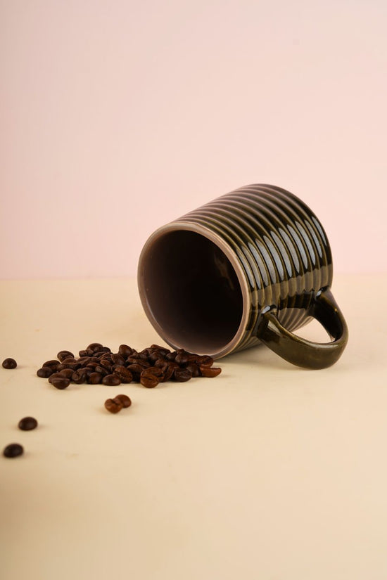 Glossy Black Coffee Mug made by ceramic
