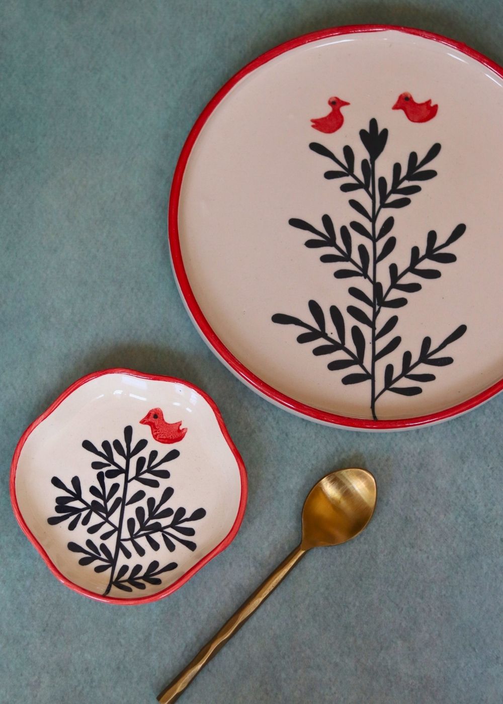 set of two birdie plates 