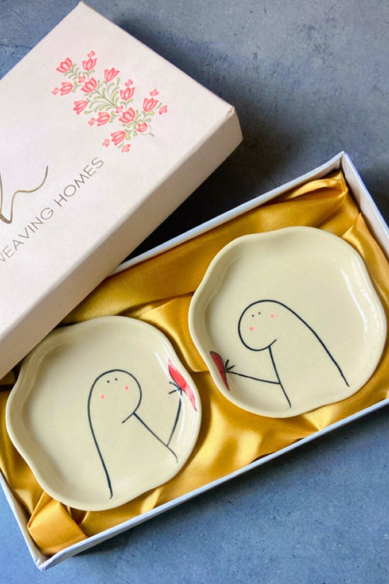 Handmade Hum - Tum Handmade Dessert plate in a Gift Box