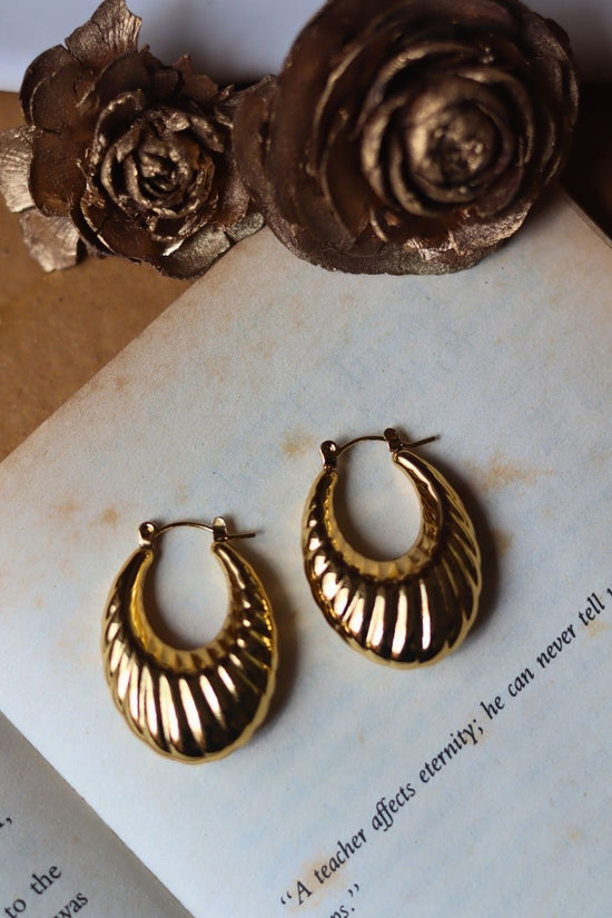 Waterproof Shell Drop Hoops