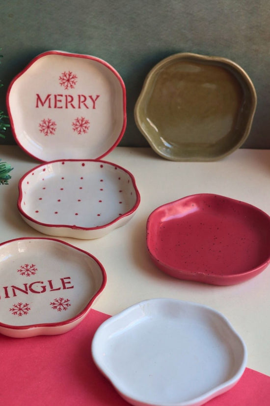 Set of 6 Twinkling Dessert plates (for the price of 5) with premium quality material