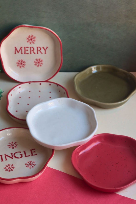 Set of 6 Twinkling Dessert plates (for the price of 5) handmade in india