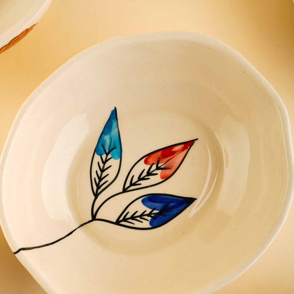 Petal perfection ceramic bowl