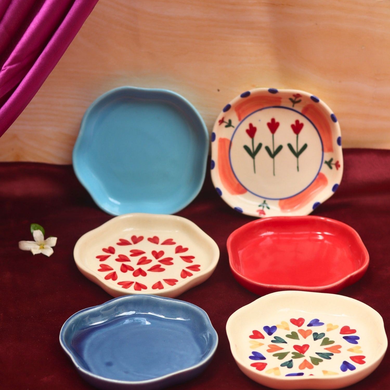 Set of 6 Heart & Neutral Dessert Plate (for the price of 5) made by ceramic