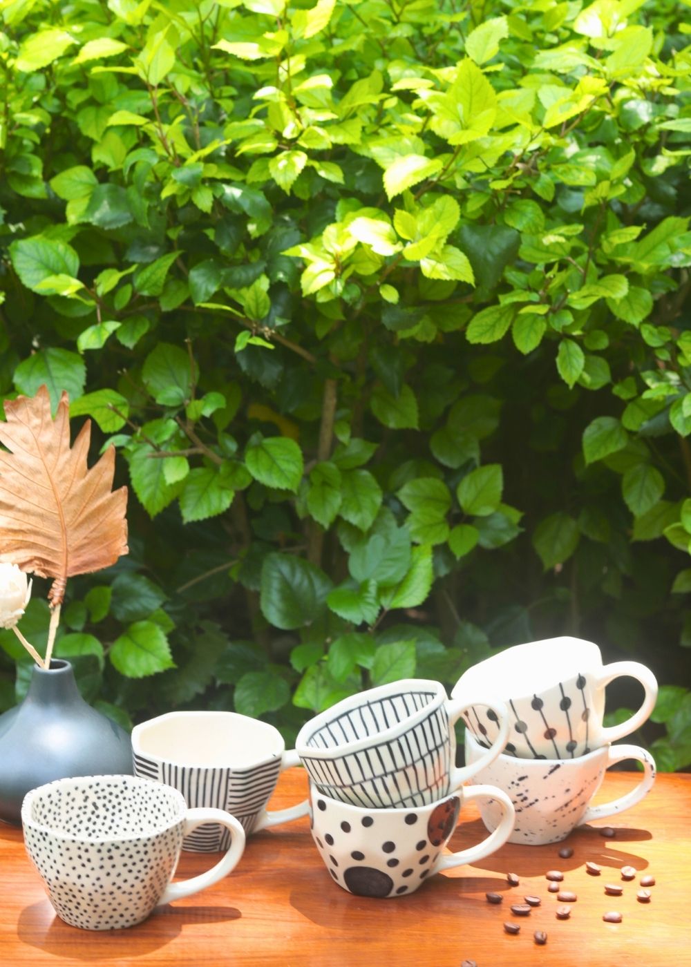 Set of 6 Polka & Line Mugs (for the price of 5) made by ceramic