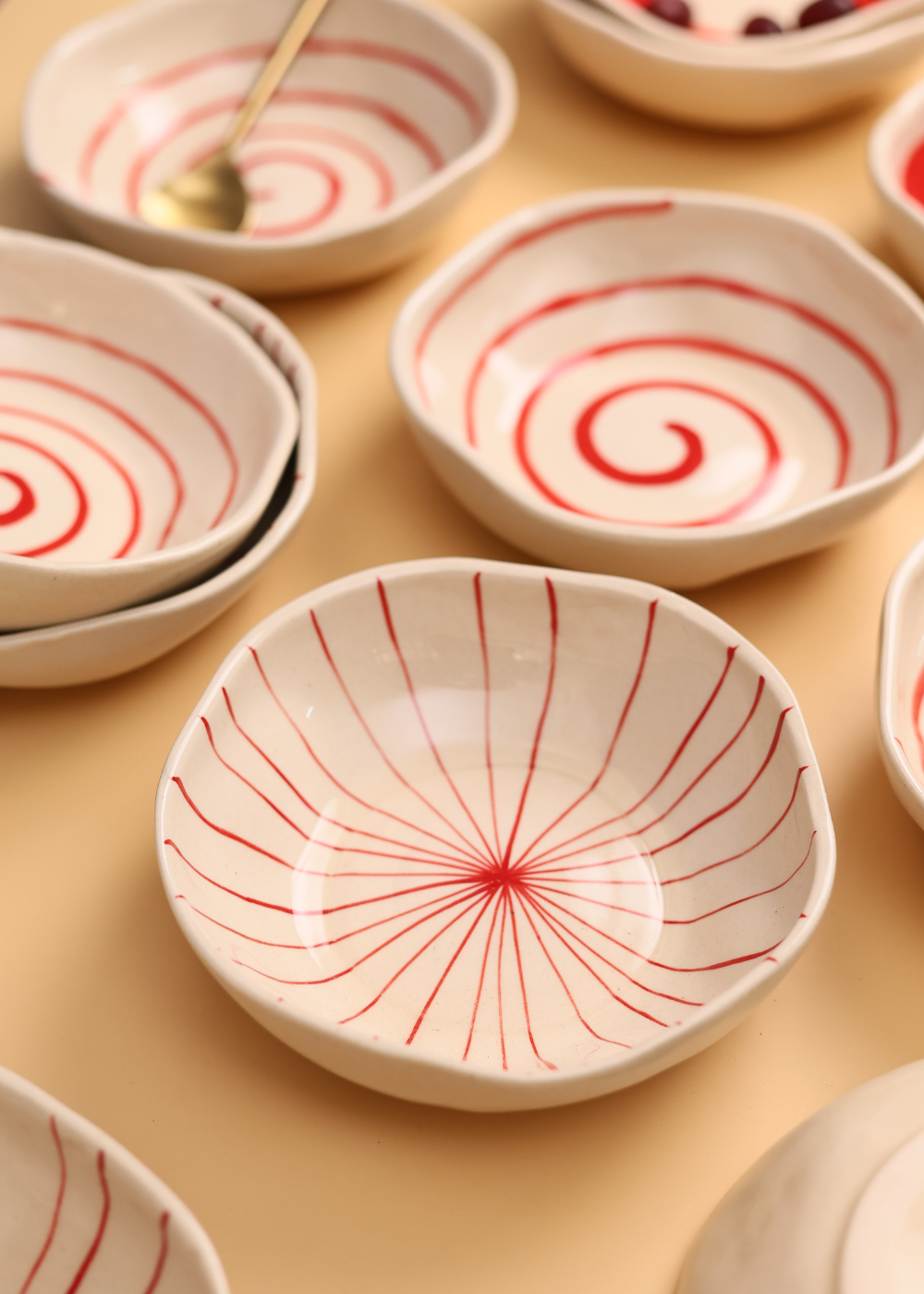 handmade red spiral & red lines bowls combo with two different design