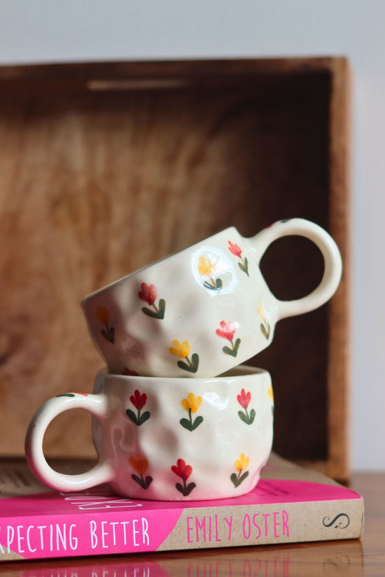 tulip floral mug made by ceramic 