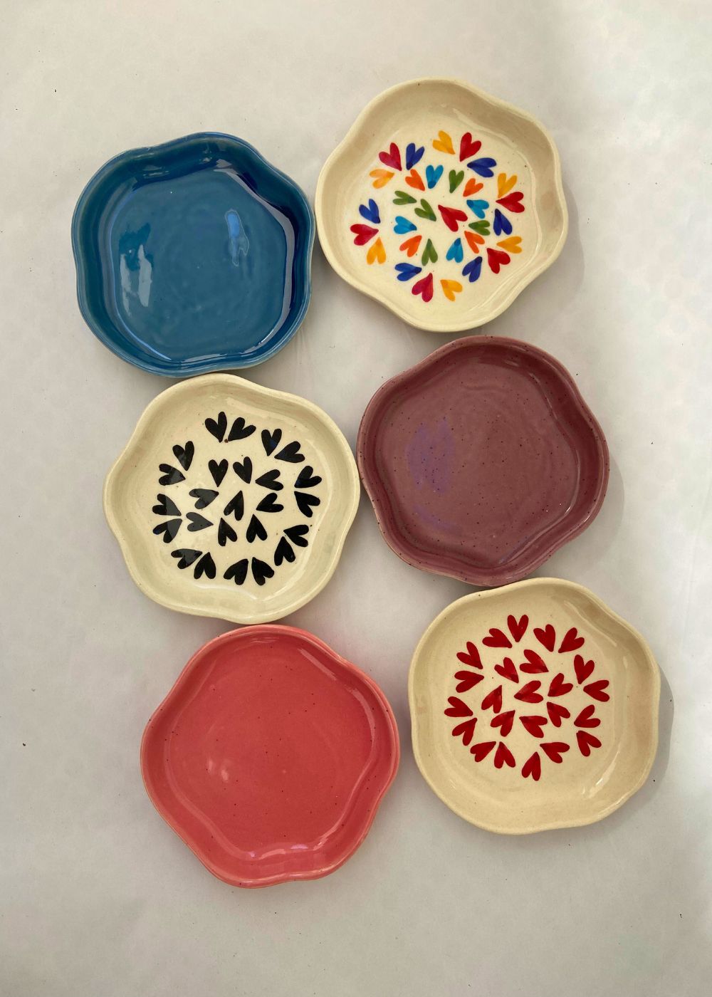 Set of 6 Heart & Neutral Dessert Plate (for the price of 5) with premium quality material