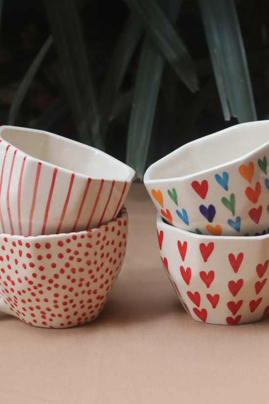 handmade mugs made by ceramic 