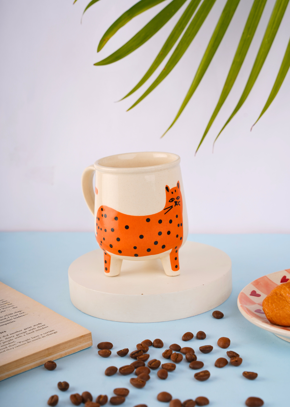 cat coffee mug with adorable cat print