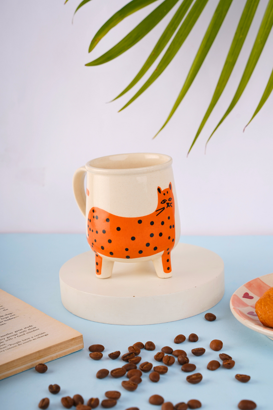 cat coffee mug with adorable cat print