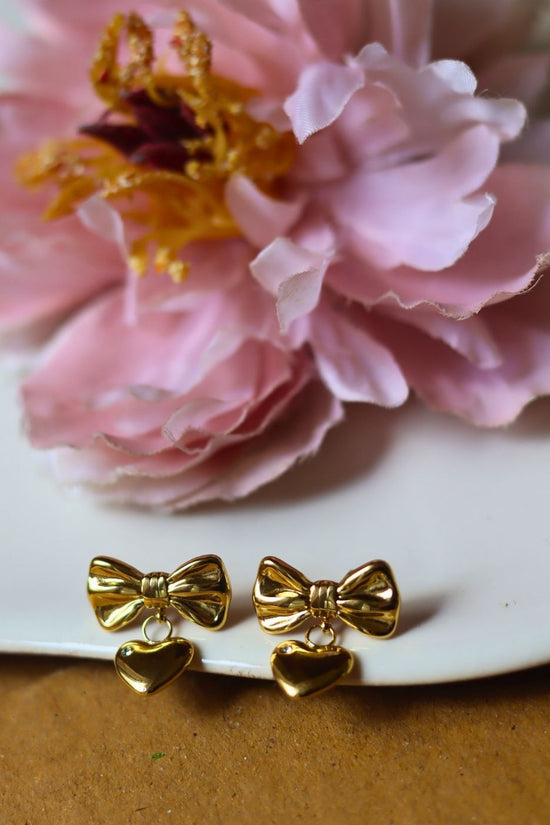 Waterproof Girlie Love Earring