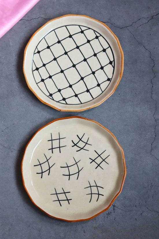 Modern and Stylish Snack Plates 