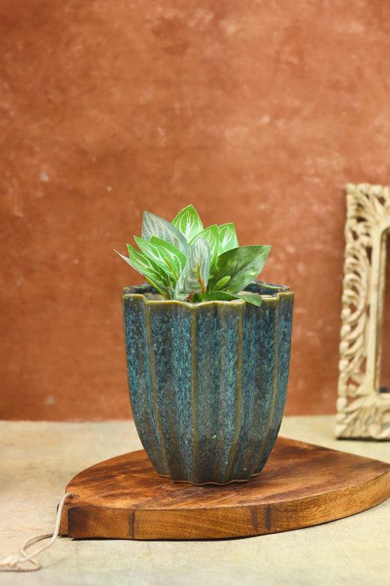 handmade Lotus Planter - Metallic Blue