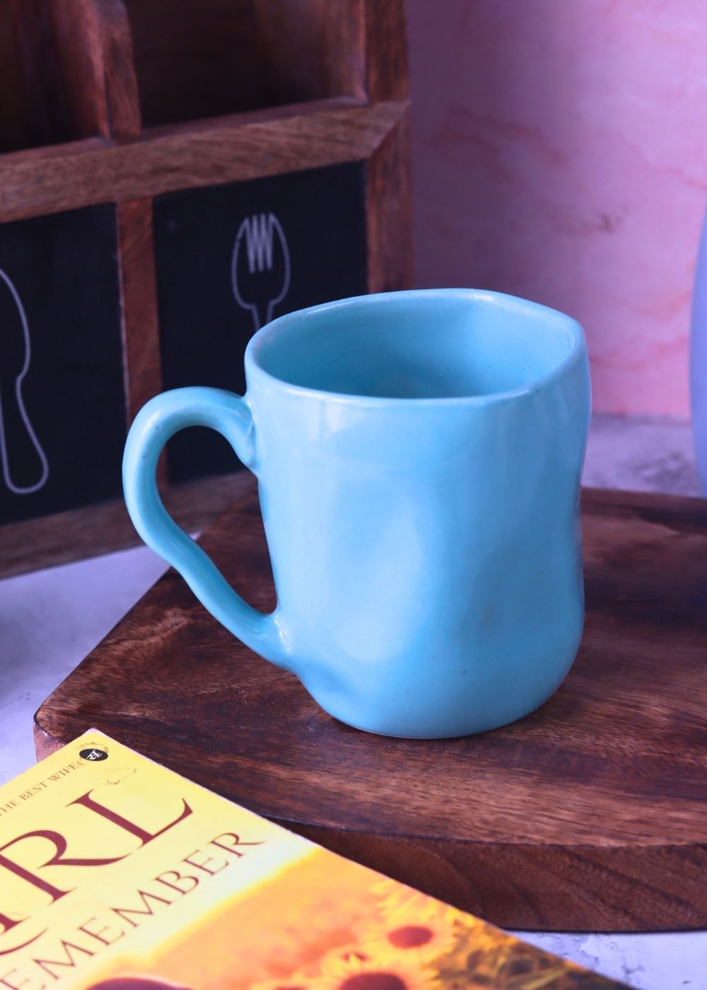 Turquoise Wavy Mug with premium quality material