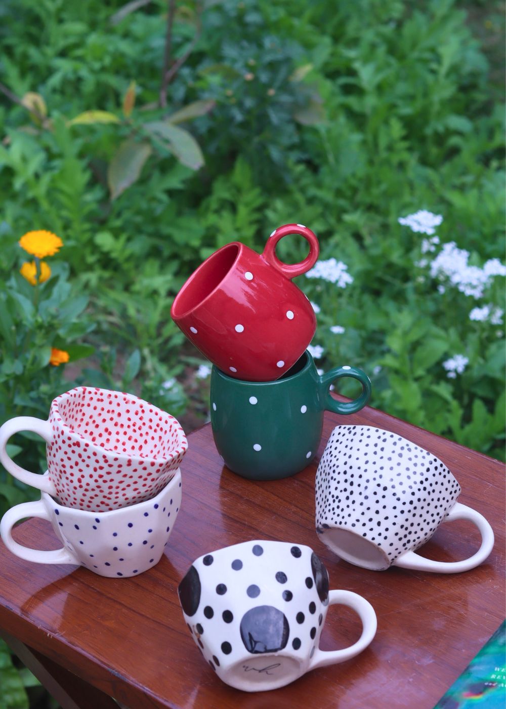 Set of 6 Polka Mugs (for the price of 5) with premium quality material