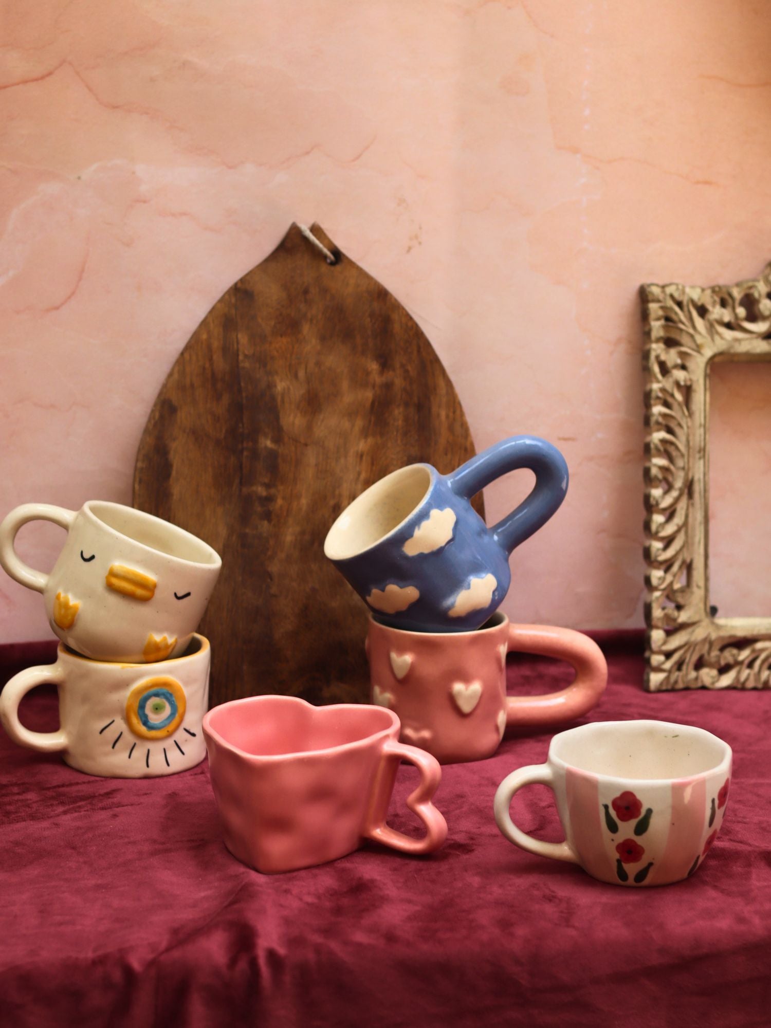 Set of 6 most aesthetic mugs (for the price of 5)