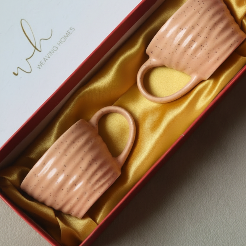 Two brown mugs in a gift box