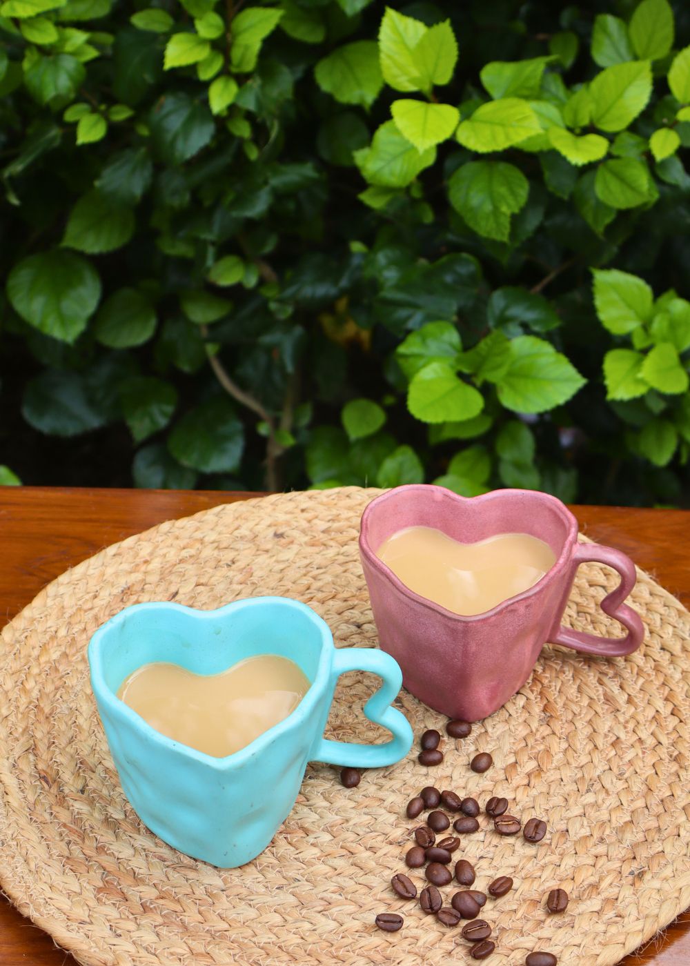 Heart shaped mugs made by ceramic 