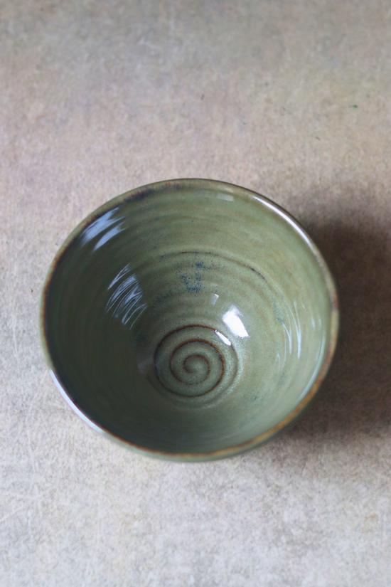 Olive ramen bowl kitchenware
