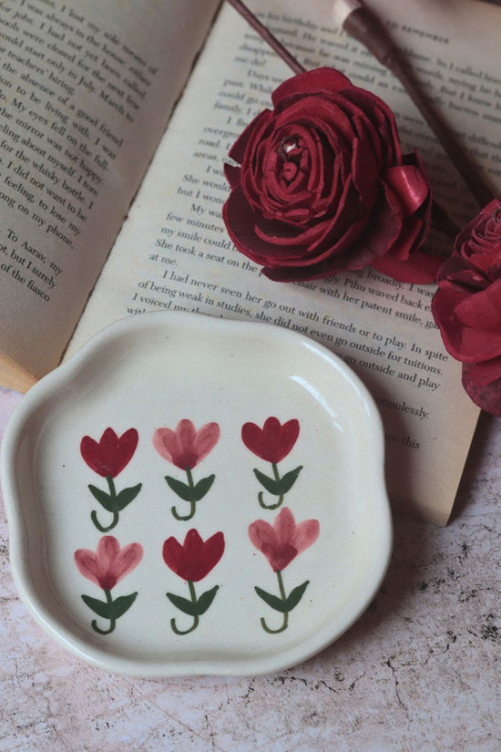 Pastel Tulip Handmade Dessert Plate premium quality dessert plate