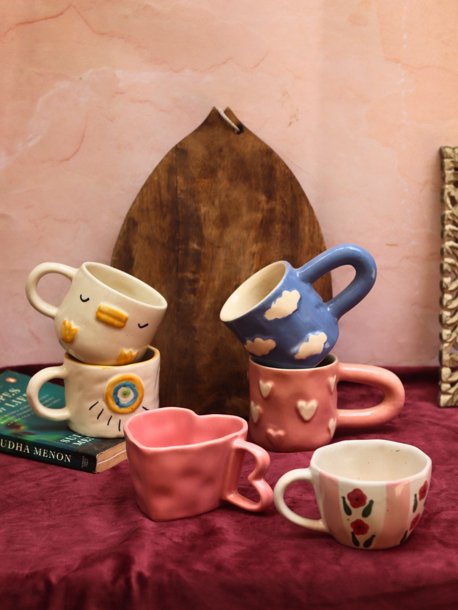 Set of 6 most aesthetic mugs (for the price of 5)