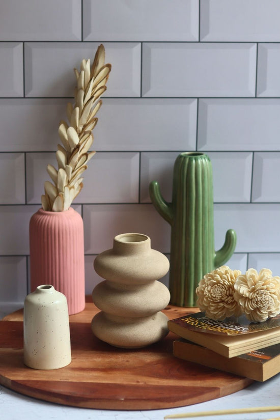 buy 3, get 4 vases made by ceramic