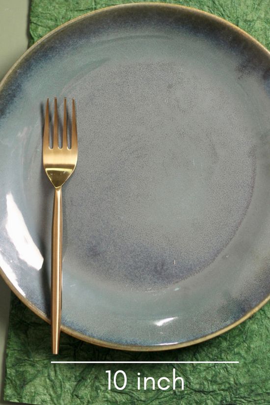 Glossy green dinner plate breadth