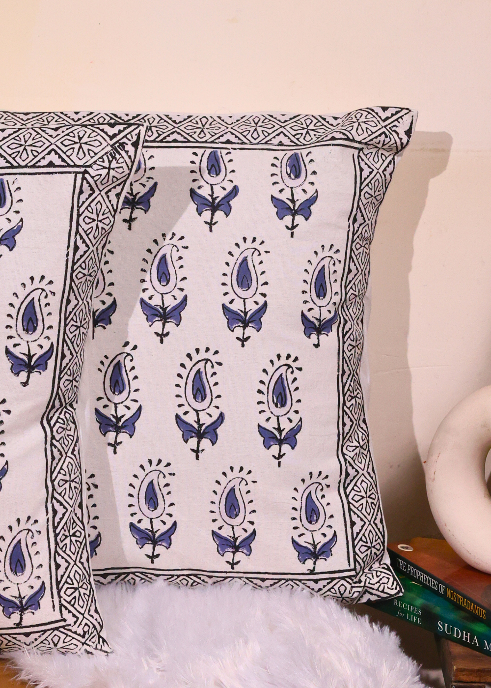 Cotton blue & white cushion cover