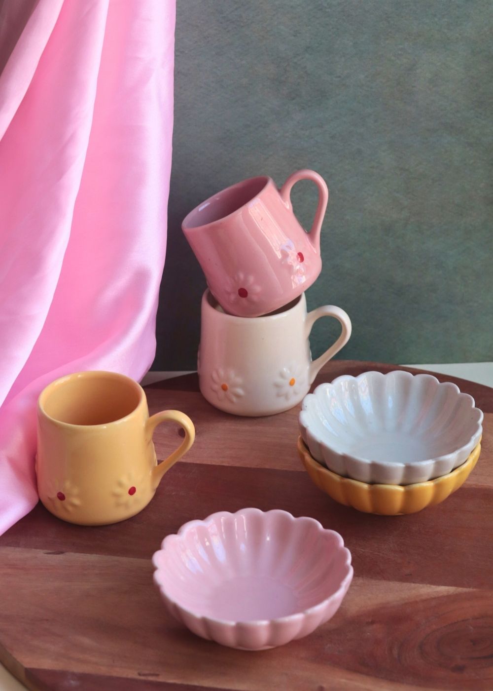 Set of 6 Lily Mug & Flower Ice Cream Bowl (for the price of 5) handmade in india